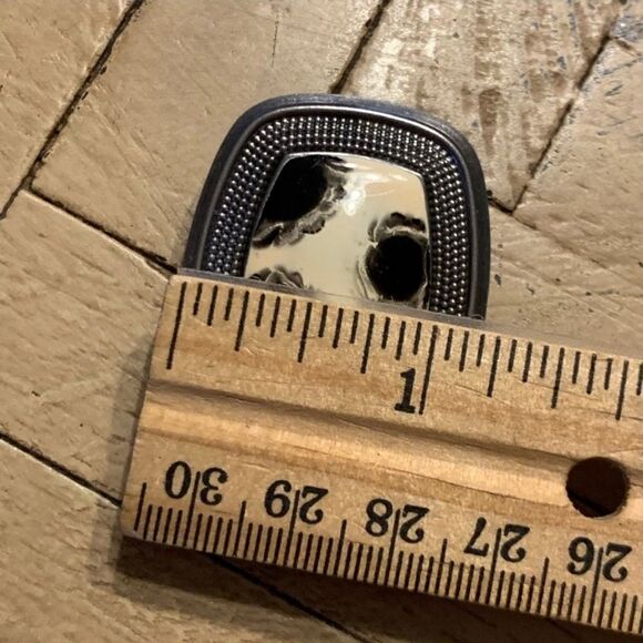 Vintage Gunmetal Black & White Earrings - Picture 5 of 7